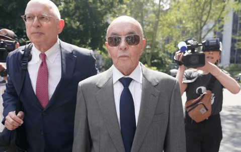 九游体育下载-89岁的前热刺老板从豪华游艇上，出售总值2亿英镑的艺术品