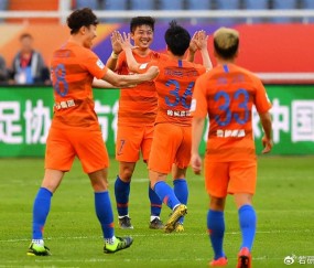 九游体育下载-马德鲁加曾被视为鲁能离队热门，如今为何依然没走，原因找到了|阿尔瓦罗|洛佩斯|本菲卡足球俱乐部|山东泰山|克雷桑_新浪体育_新浪新闻