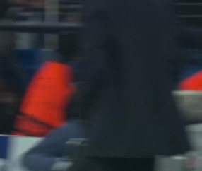 九游体育APP-推搡球童！罗马诺：欧足联宣布对切尔西前锋内托启动纪律调查程序